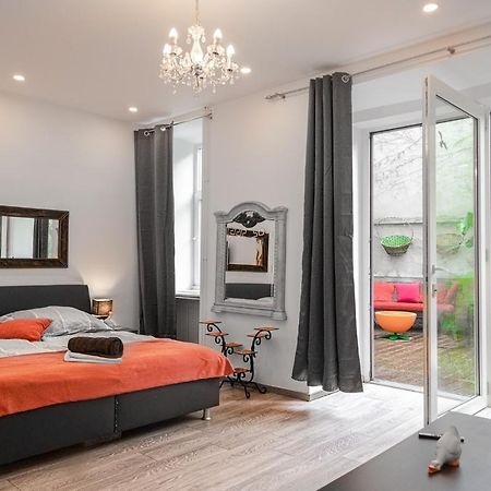 Fullfilling 3Br Shared Apartment With Pleasing Patio Wien Ngoại thất bức ảnh