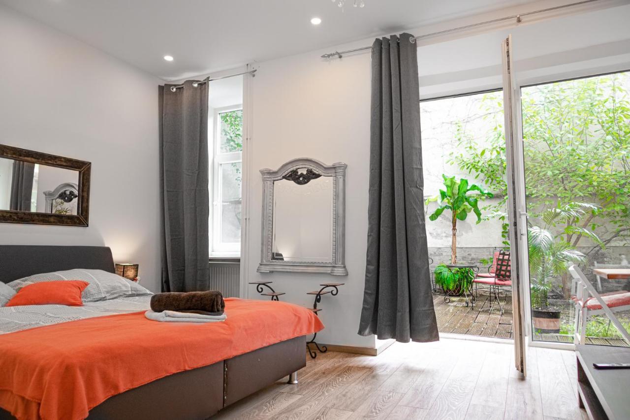 Fullfilling 3Br Shared Apartment With Pleasing Patio Wien Ngoại thất bức ảnh