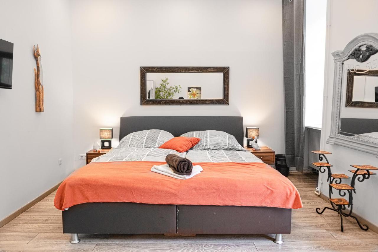 Fullfilling 3Br Shared Apartment With Pleasing Patio Wien Ngoại thất bức ảnh